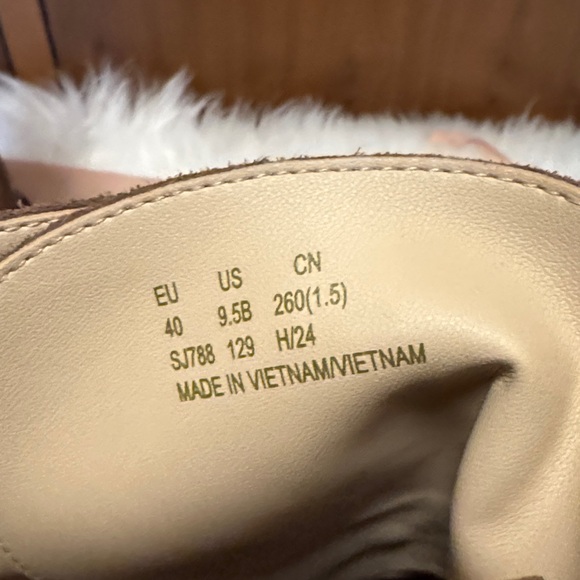 Stuart Weitzman Brown Lace-Up Suede Boots - Picture 12 of 12